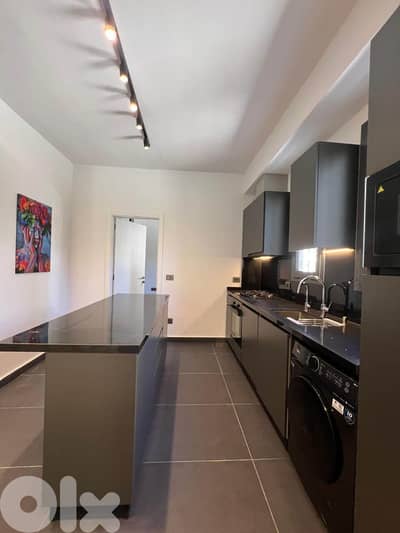 New furnished apartment in Badaro for rentشقة مفروشة في بدارو للايجار