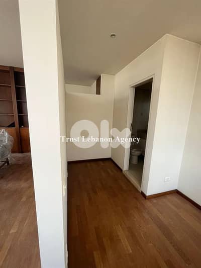 مكتب للبيع في العدلية Office For  Sale In Adliyeh