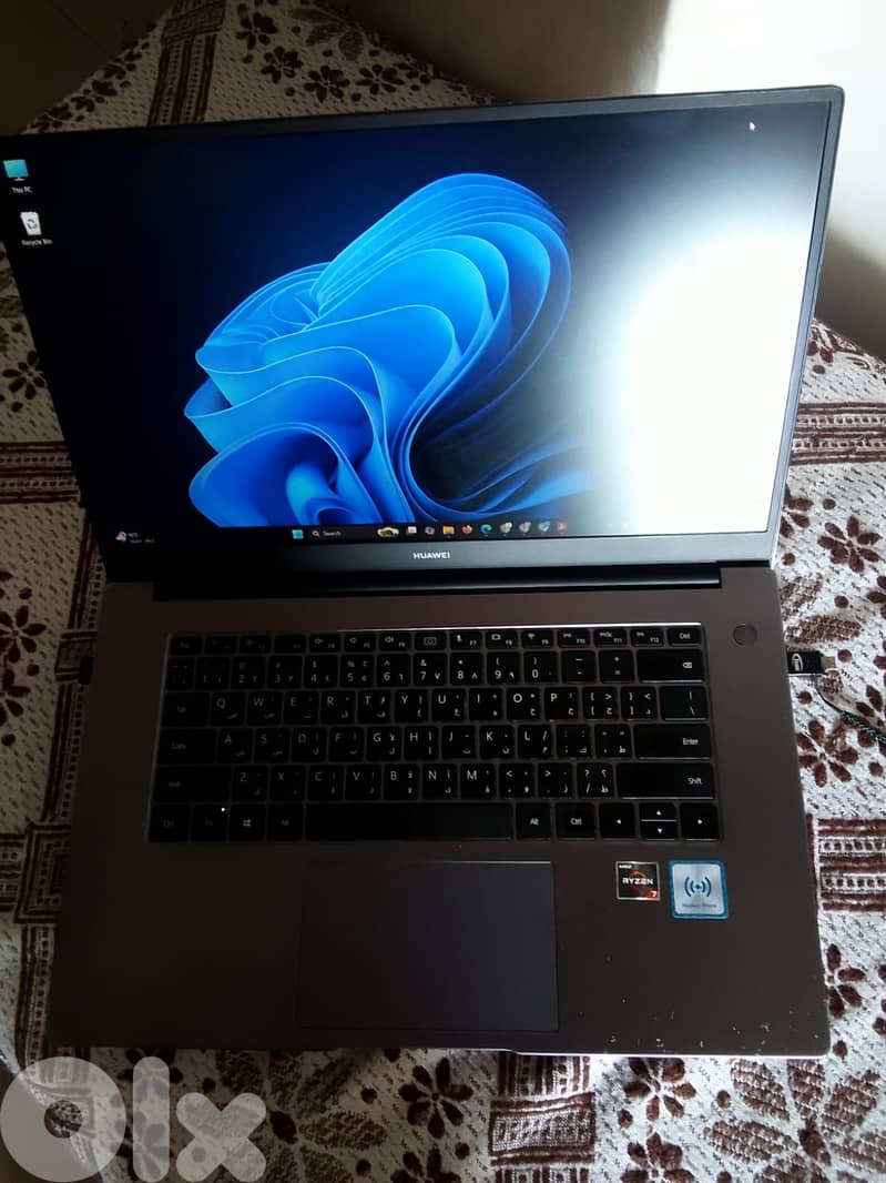 HUAWEI MATEBOOK 15 Laptop 0