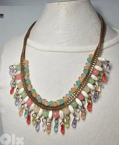 20$ bohemian glass old necklace