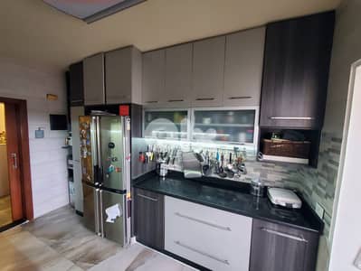 Apartment for sale in Kfaryassine شقة للبيع كفرياسين