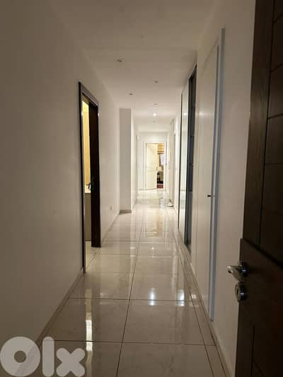 SPACIOUS APARTMENT IN JNAH PRIME | 290SQ | 4 BEDROOMS | JNR-484