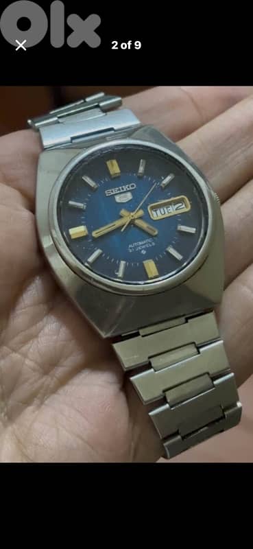 Vintage 1977 Seiko 5 Automatic •Blue Sunburst Dial 1