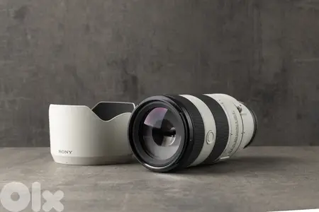 Sony FE 70-200mm f/4 Macro G OSS II - Like New