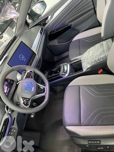 Volkswagen ID. 4 Crozz Pro Dark Knight 2025