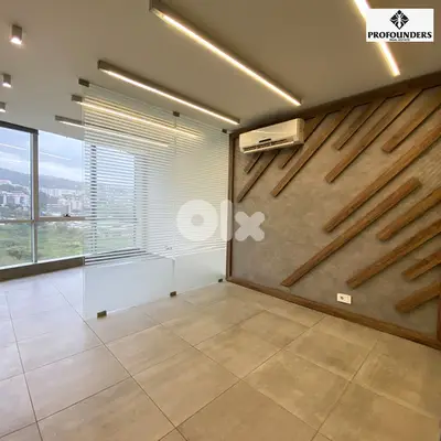 Office for rent in Jdeideh مكتب للايجار في الجديدة