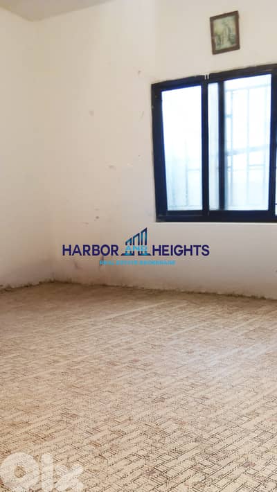 Warehouse for Sale in Amchit - مستودع للبيع في عمشيت