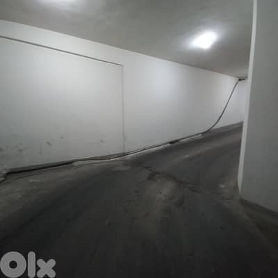 Warehouse in Antelias / Mezher for rent مستودع للإيجار في أنطلياس / مز