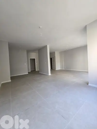 Apartment for sale in Ain el Remmaneh شقة للبيع في عين الرمانة