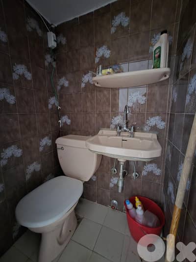 Shop for sale in zalkaمتجر للبيع في الزلقا المتن