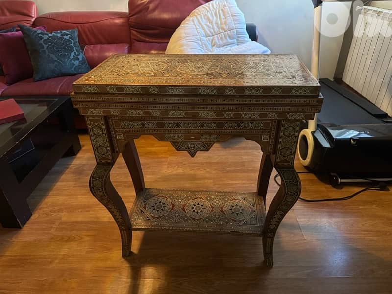 mosaic table 0