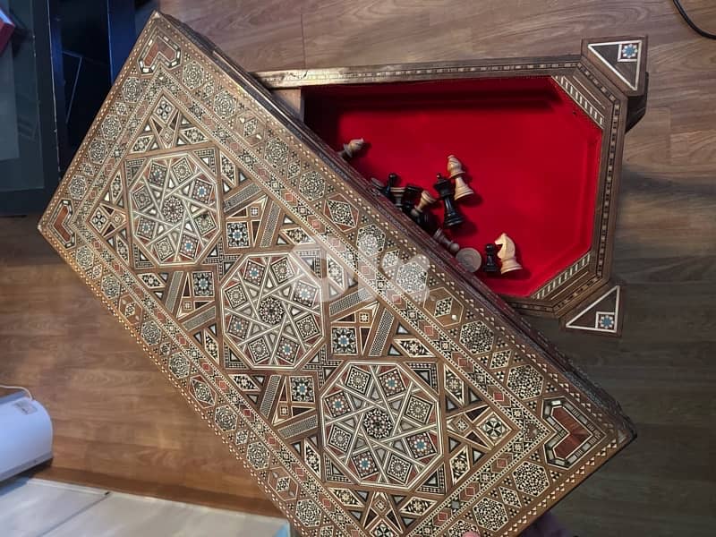 mosaic table 4