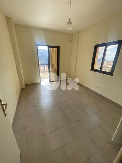 145 sqm Open view apartment for rent in Ballouneh