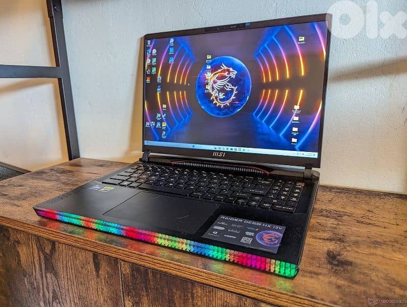 MSI Raider Ge68hx 13vf gaming laptop 0