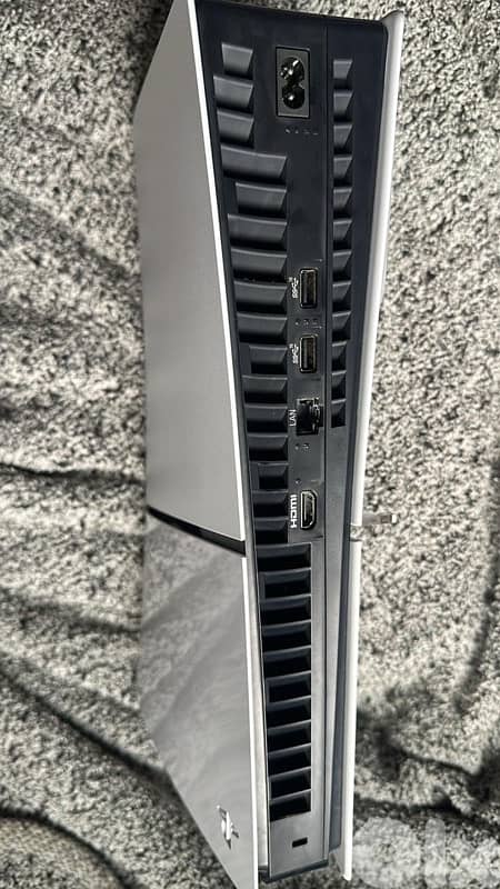ps5 slim 1 terra europe used 5 days only for sale 540$ price 2