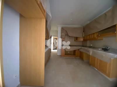 L20909 - Beautiful & Decorated 4-Bedroom Apartment For Sale in Yarzeh
