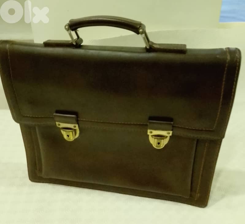 leather bag شنطة جلد 0