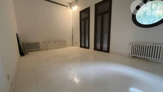 Apartment for Sale in Badaroشقة للبيع في بدارو