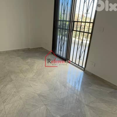 Apartment with terrace in Ain El Rihaneh شقة مع تراس في عين الريحانة