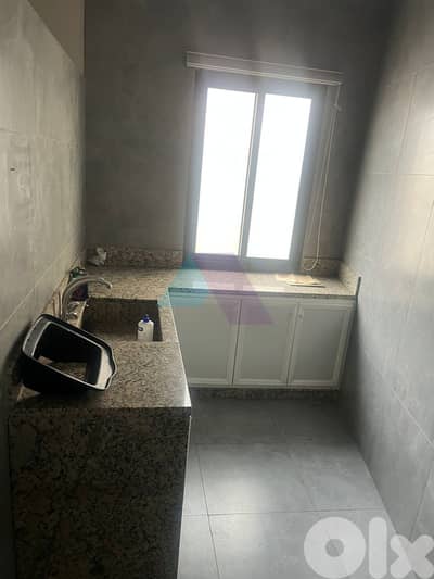 "Prime Location" 200m2 office 4rent in Port - مكتب للإيجار في البور