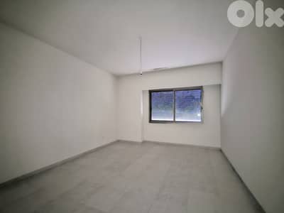 GMC162LG Apartment for sale in Achrafieh - شقة للبيع في الأشرفية