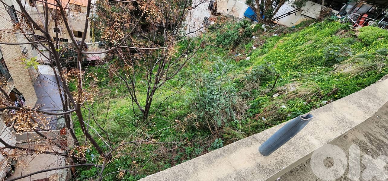 L20920 - A 895 SQM Land For Sale in Mezher 1