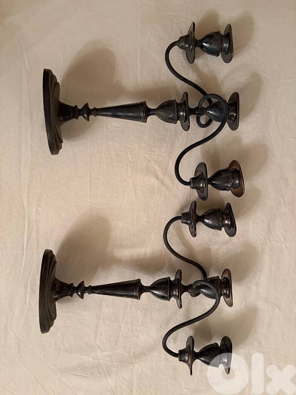 Paire de Chandeliers en argenterie 0