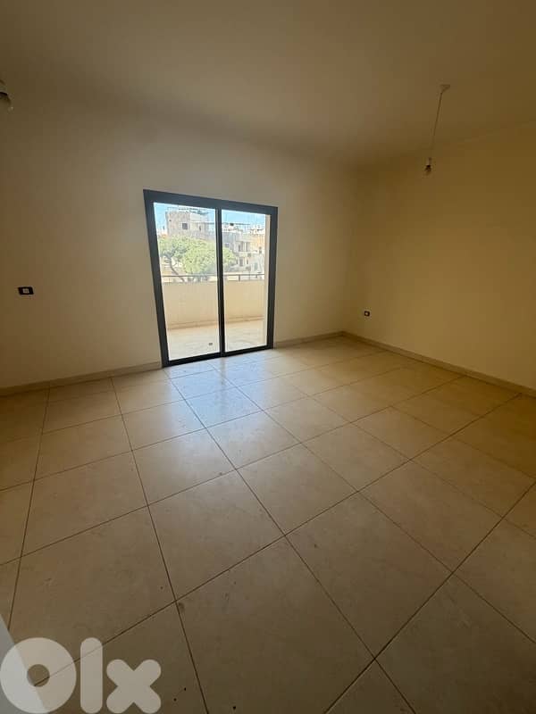 Apartment For Sale In Sin El Fil 0
