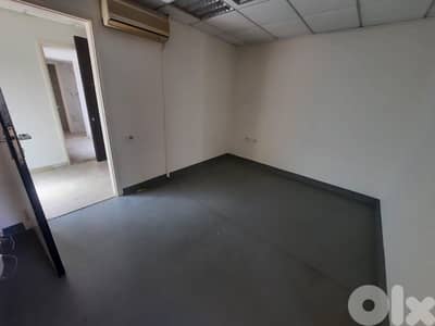 Office for rent in Badaro مكتب للإيجار في بدارو