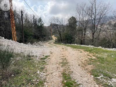 GMK250SS - Land For Sale In Beqaatet Achqout - أرض للبيع في بقعاتة