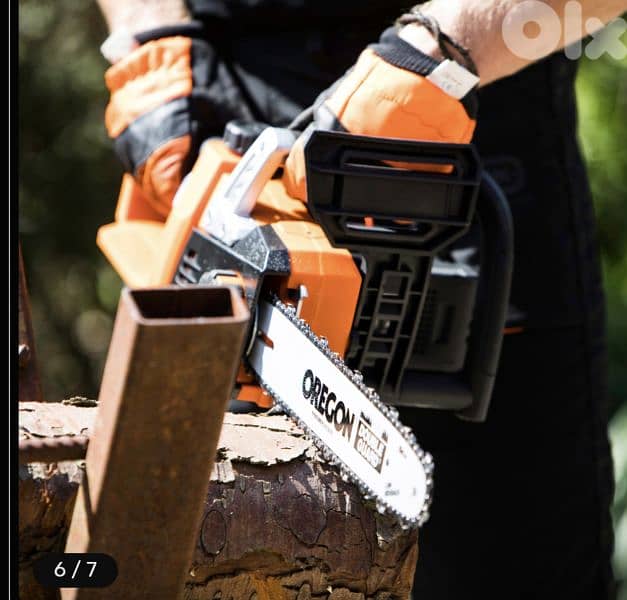 YARD FORCE 20 V Double Battery Chainsaw , 350 mm Chain Rod Length 7