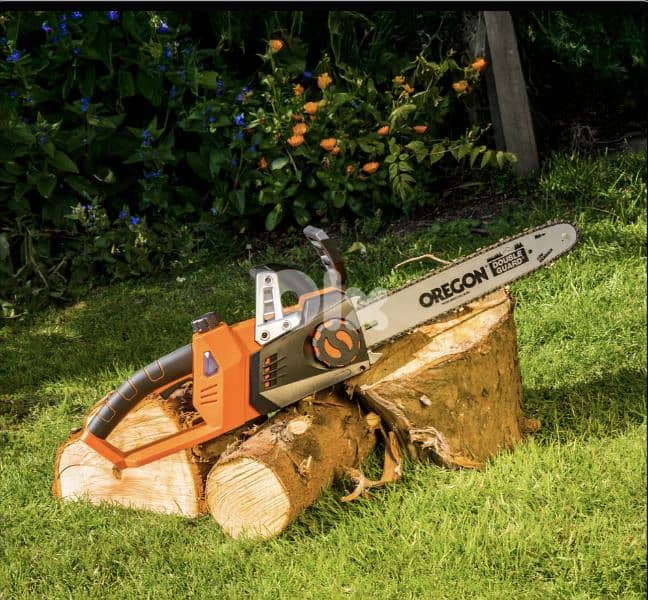YARD FORCE 20 V Double Battery Chainsaw , 350 mm Chain Rod Length 9
