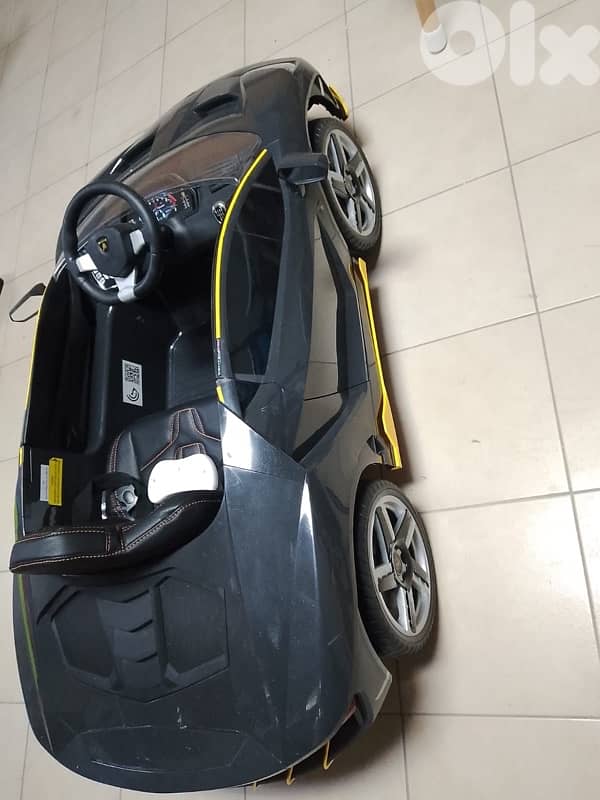 Grey Lamborghini ride on electric car 0