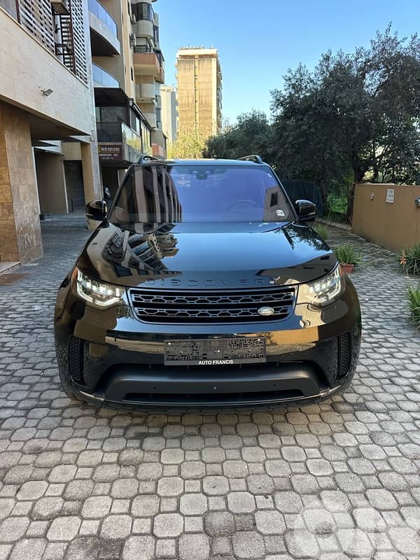 Land Rover Discovery HSE 2018 black on black clean carfax-60000 miles 0