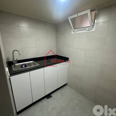 Shop for rent in Sabtieh محل للإيجار في السبتية