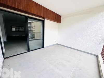 Achrafieh Sioufi Deal 180m2 Pkg Concierge Elevator Balconies $280k