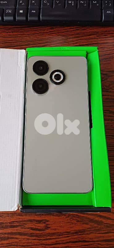 Infinix Smart 10 HD 4G Like New in box + Free Delivery in beirut [60$] 0