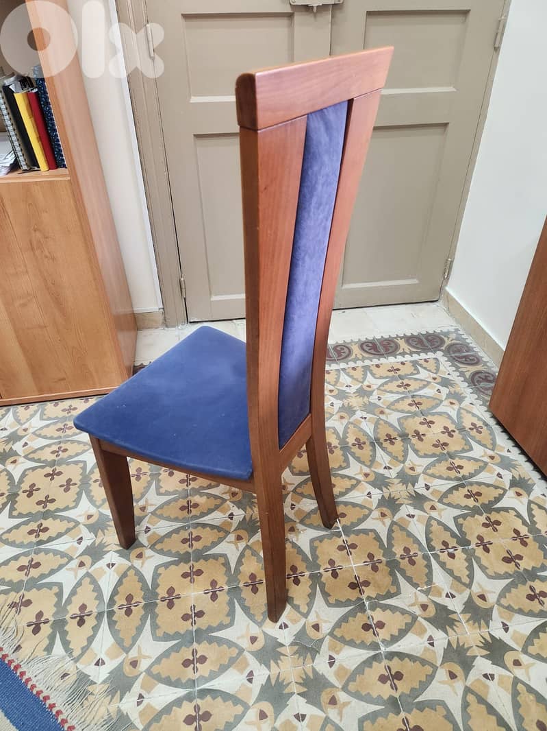 8 dining chairs 3