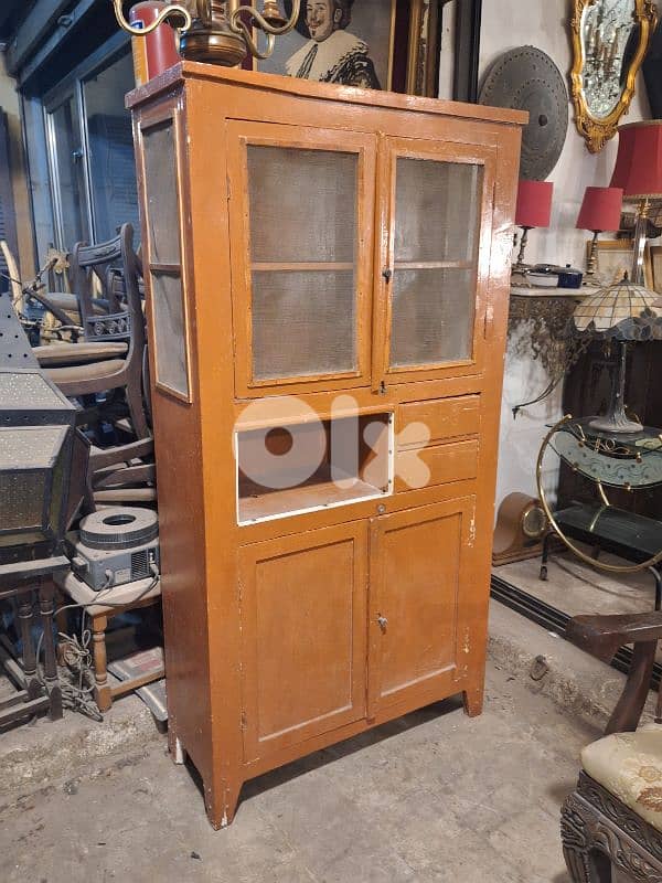 vintage cabinet 0