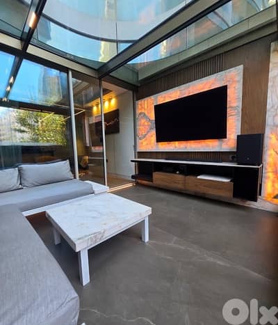 Luxurious Apartment For Rent In The Heart Of Downtown