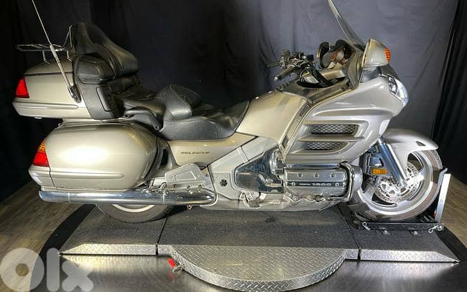 Honda Goldwing GL1800 in Excellent Condition! 0