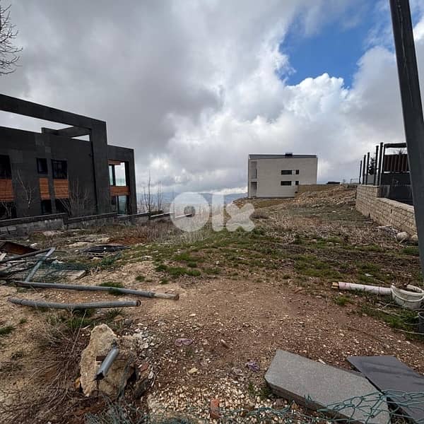 685 Sqm Land in Faqra 1