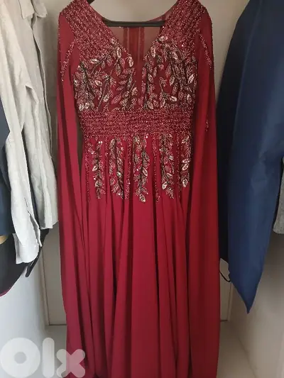 فستان سهرة