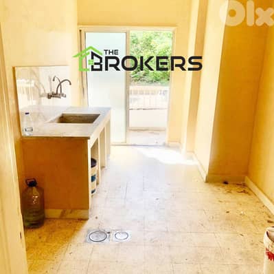 Apartment for Sale in Zoukak al Blat شقة للبيع في زقاق البلاط