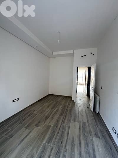 Apartment for sale in Broumana with terrace