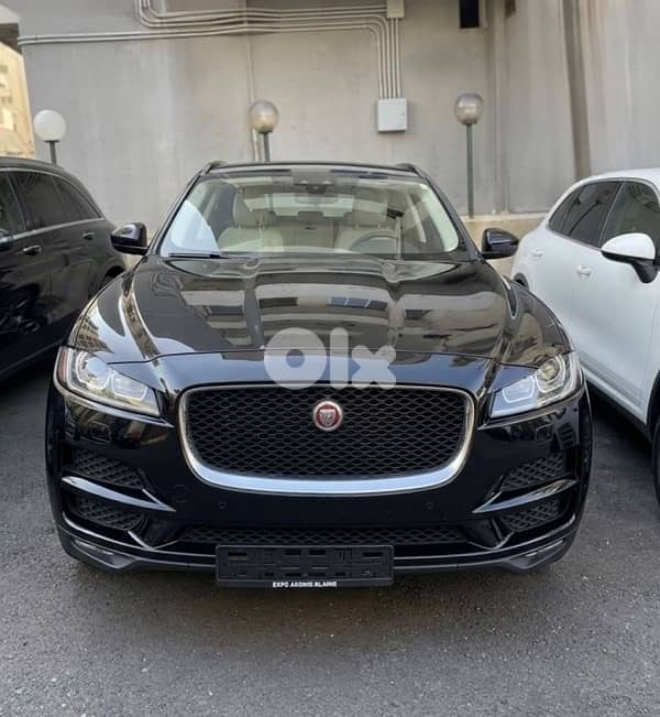 Jaguar F-Pace 2017 0
