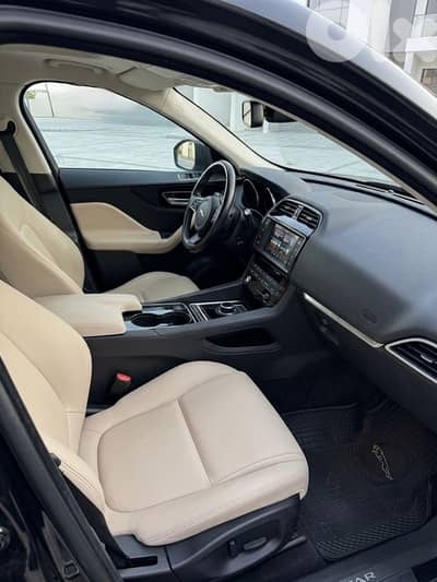 Jaguar F-Pace 2017