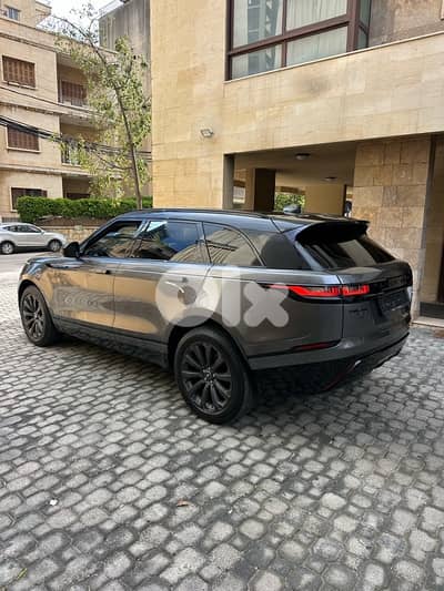 Range Rover Velar P 250 R-Dynamic 2019 gray on black (clean carfax)