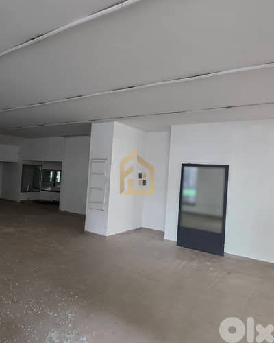 Showroom for rent in Achrafieh EA303 معرض  الإيجار في الأشرفية