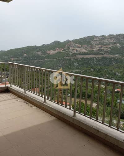 Apartment for rent in Feytroun RB354 شقة للإيجار في فيطرون